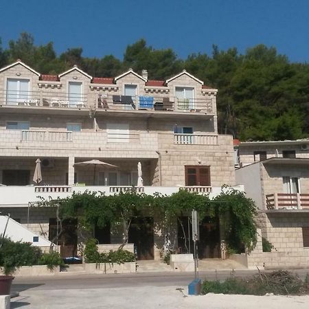 Apartmani Ina Povlja  Εξωτερικό φωτογραφία